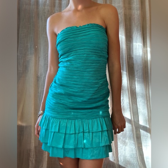 Turquoise strapless dress - Picture 2 of 4